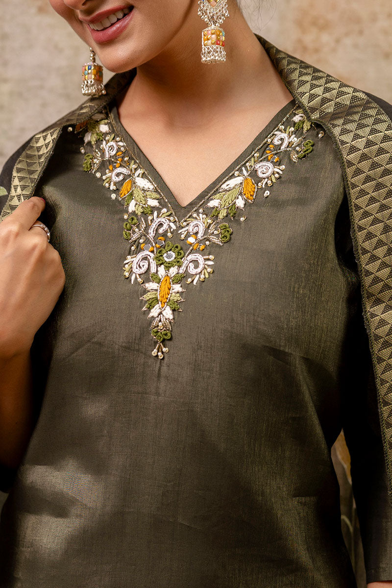 Green Salwar Suit with Organza Dupatta – Traditional Party Wear RTI
