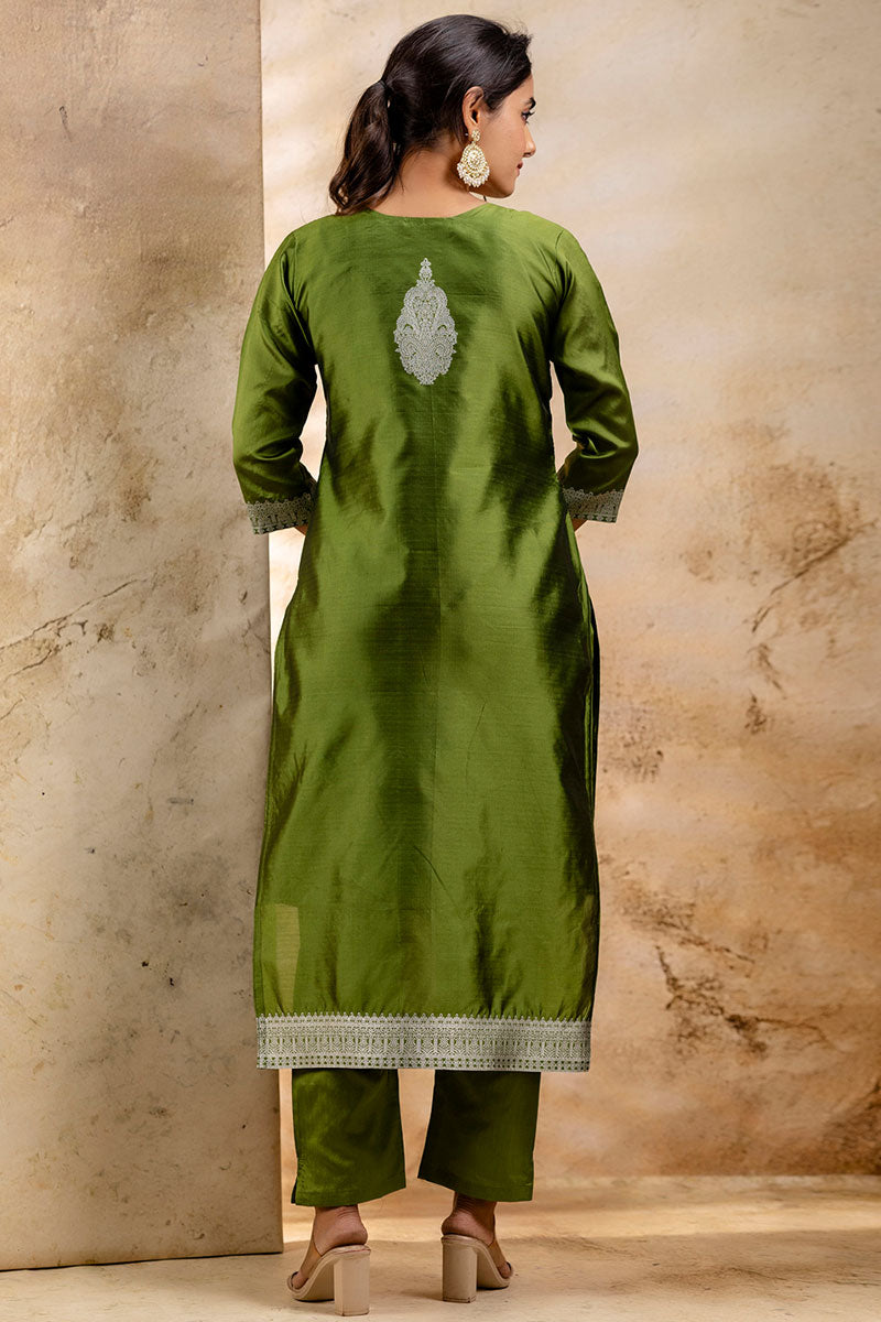 Green Salwar Kameez Set β Silk Blend, Embroidered Design RTI
