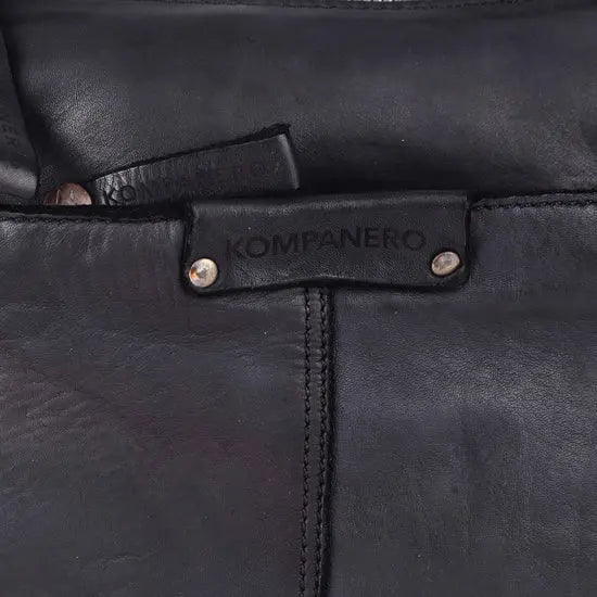 Athena - The Sling Bag Kompanero