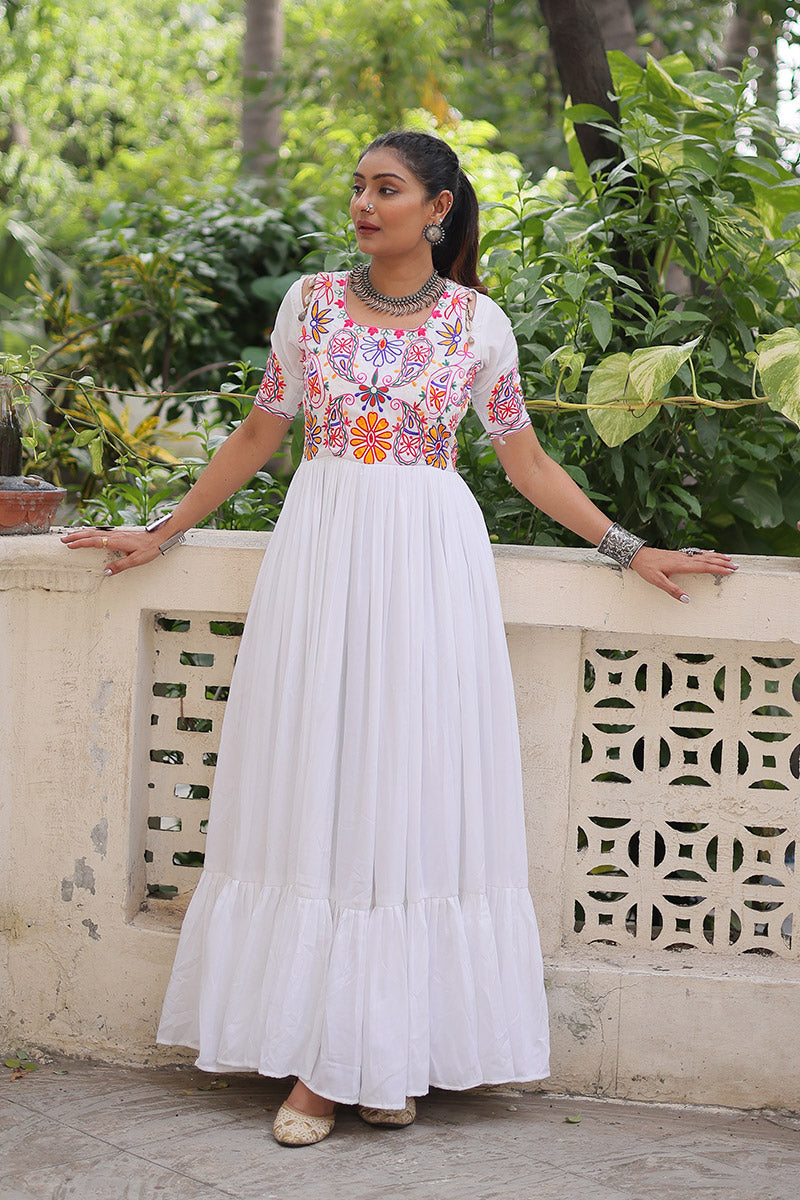 White Embroidered Navratri Anarkali Dress – Festival Garba Wear PR