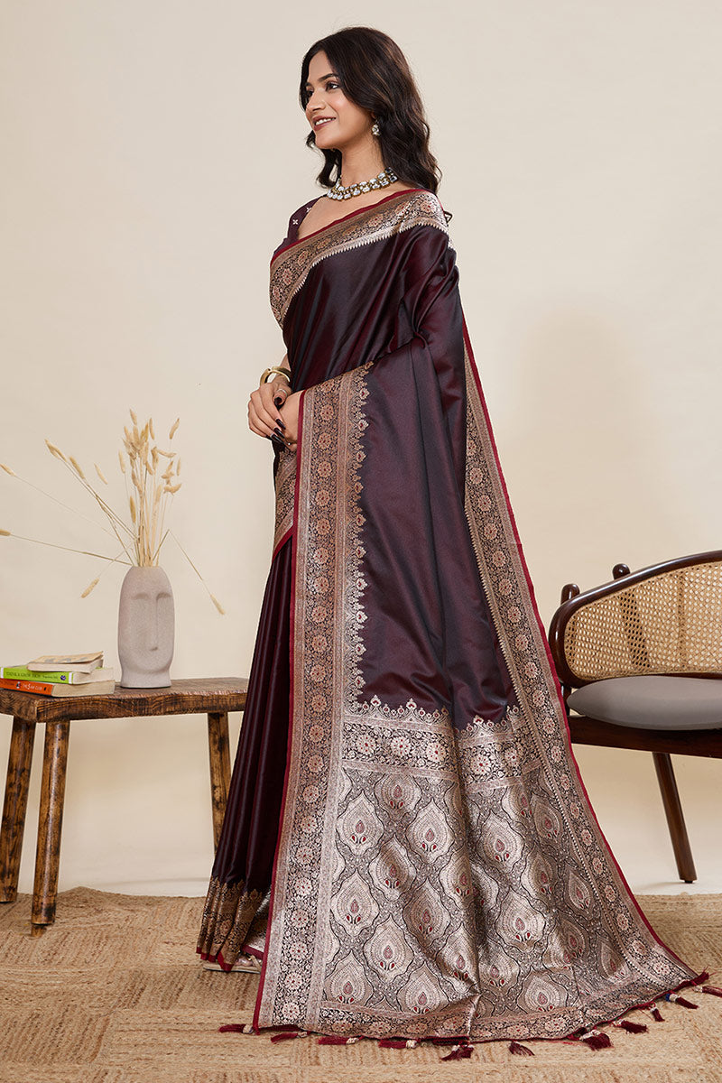Elegant Deep Brown Banarasi Silk Saree Featuring Zari Woven Detailing PR