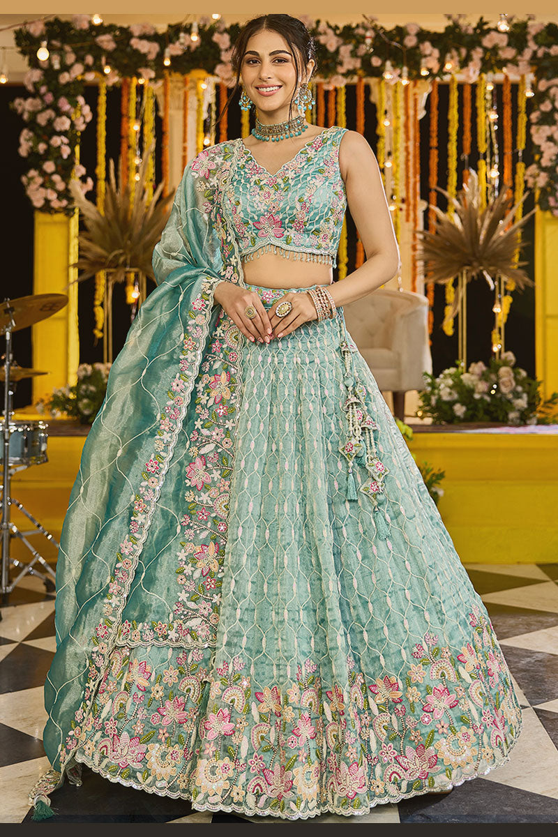 Elegant Pastel Green Embroidered Lehenga Set with Floral Detailing RTI