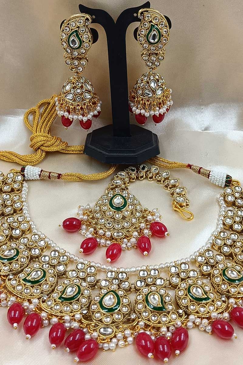 Wedding & Festive Kundan Necklace Set with Earrings in Red RTI