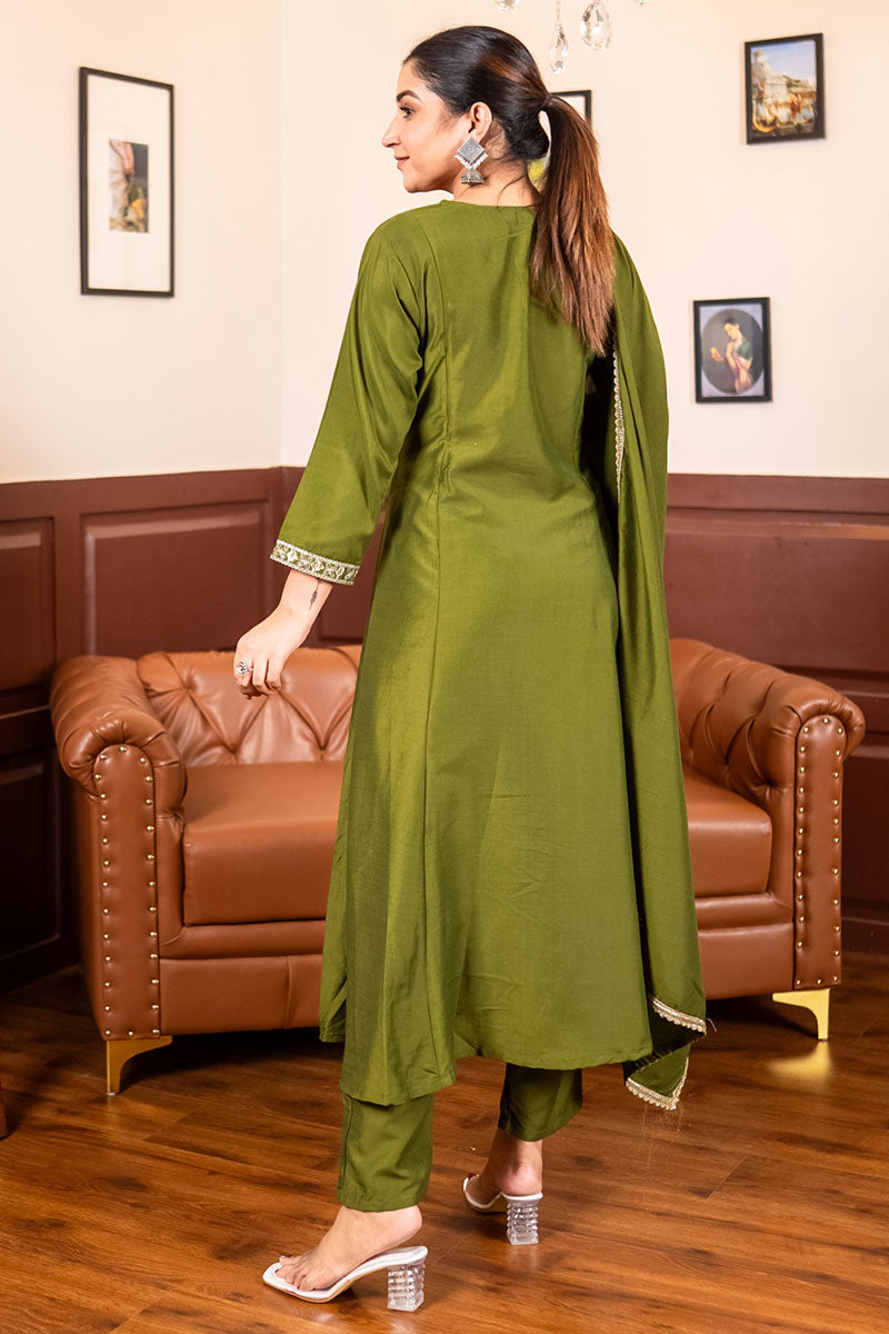Green Embroidered Suit Set with Matching Dupatta – Indian Women’s Wear RTI