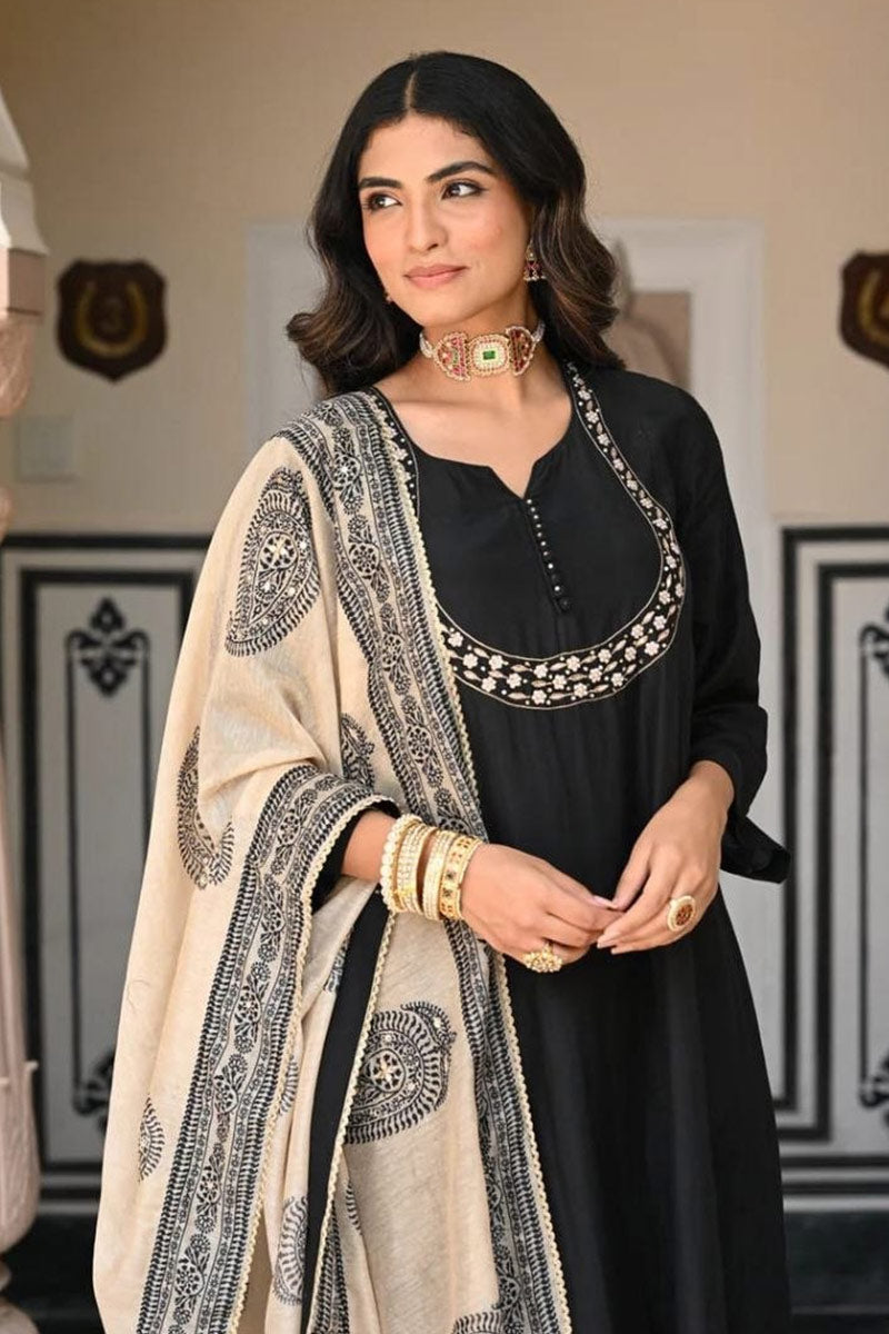 Black Embroidered Kurta Set UK | Contrast Printed Dupatta & Minimal Festive Wear RTI
