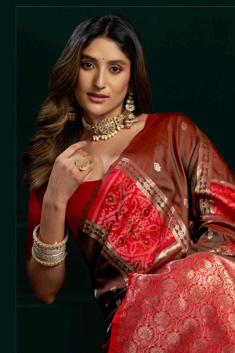 Brown Soft Silk Saree UK | Jacquard Woven Design & Elegant Festive Pallu RTI