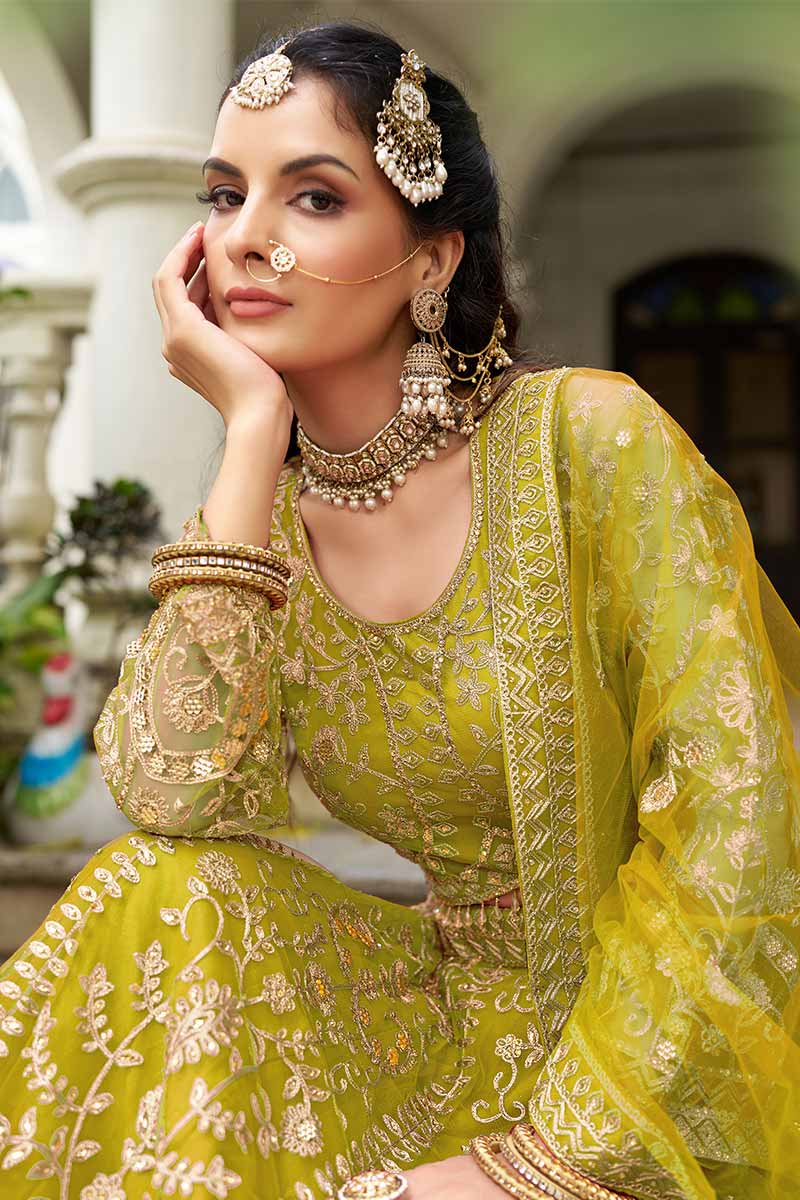 Green Bridal Lehenga Choli with Intricate Gold Embroidery