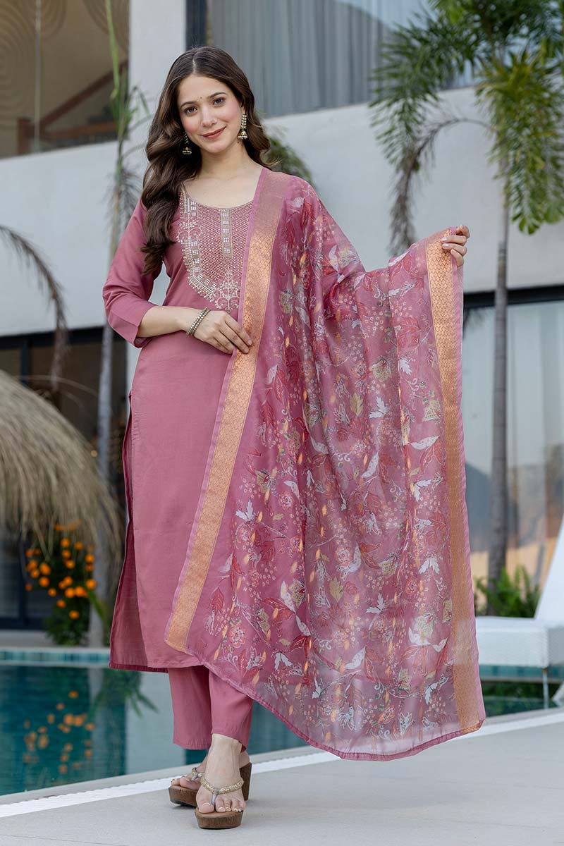 Dusty Pink Traditional Salwar Kameez with Organza-Style Dupatta – Ethnic Dress LF