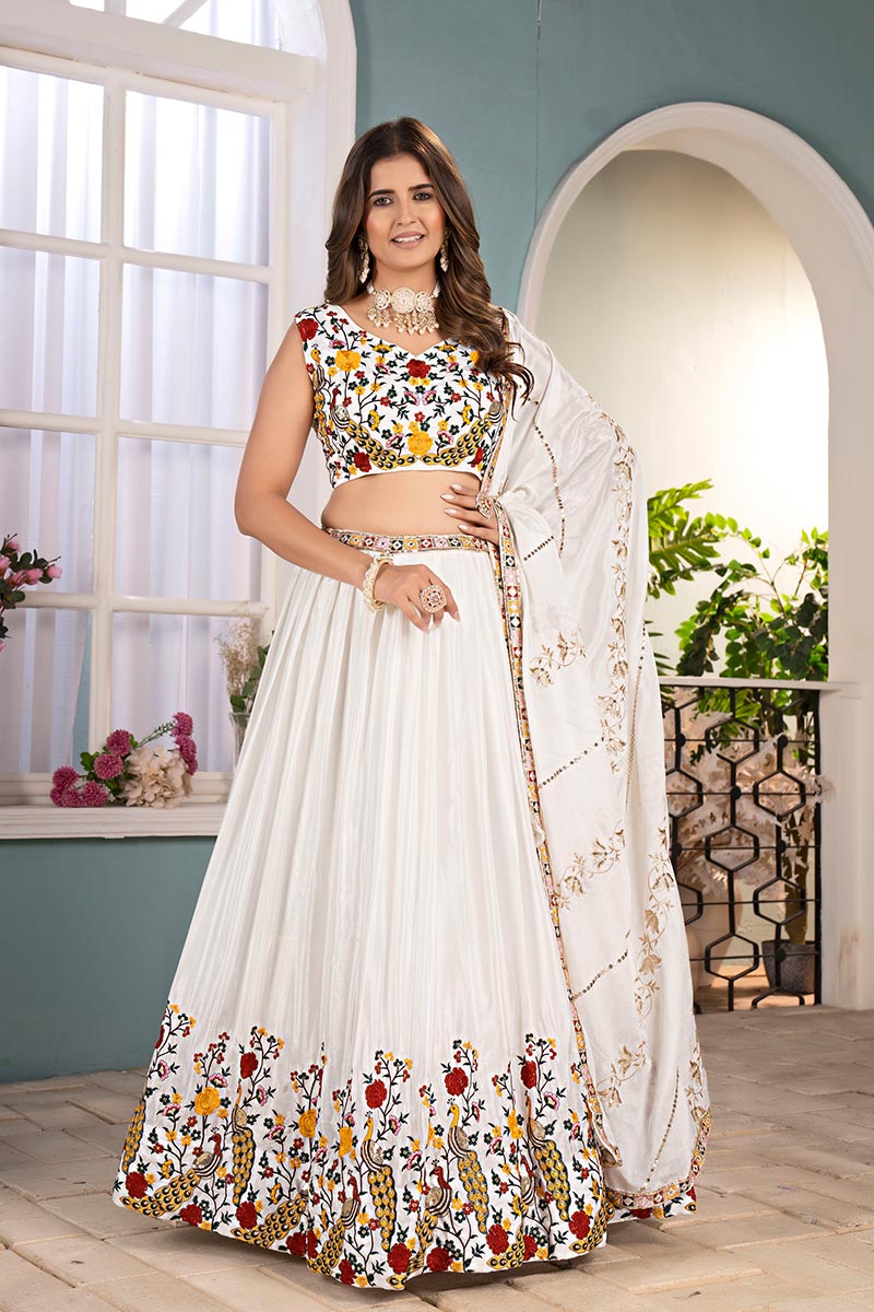 White Scarlet Wedding Lehenga | Heavy Gold Border & Dupatta PR