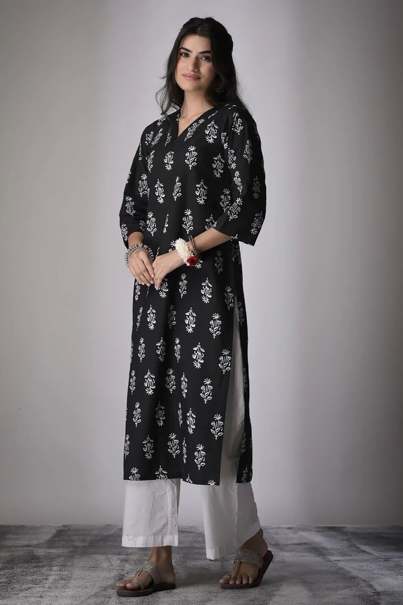 Black Cambric Cotton Printed Kurti – Elegant Everyday Wear PR