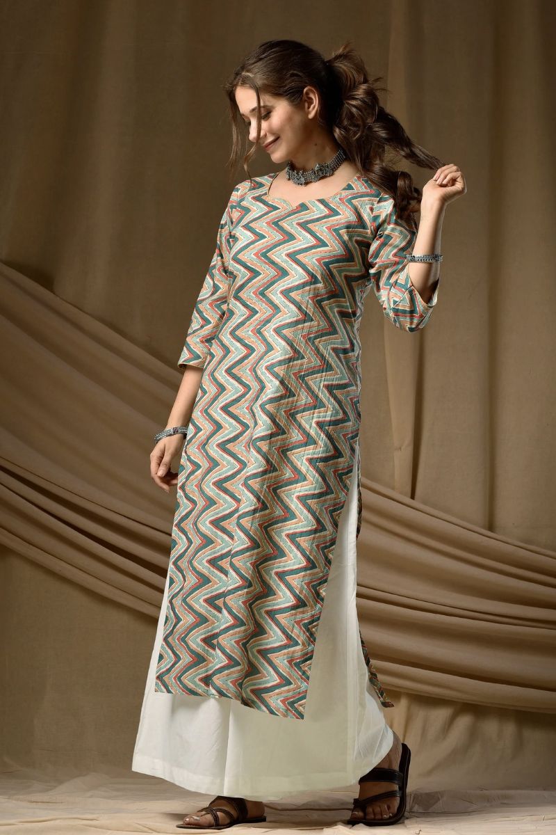 Multi Cambric Cotton Printed Kurti – Elegant Everyday Wear (Copy) PR