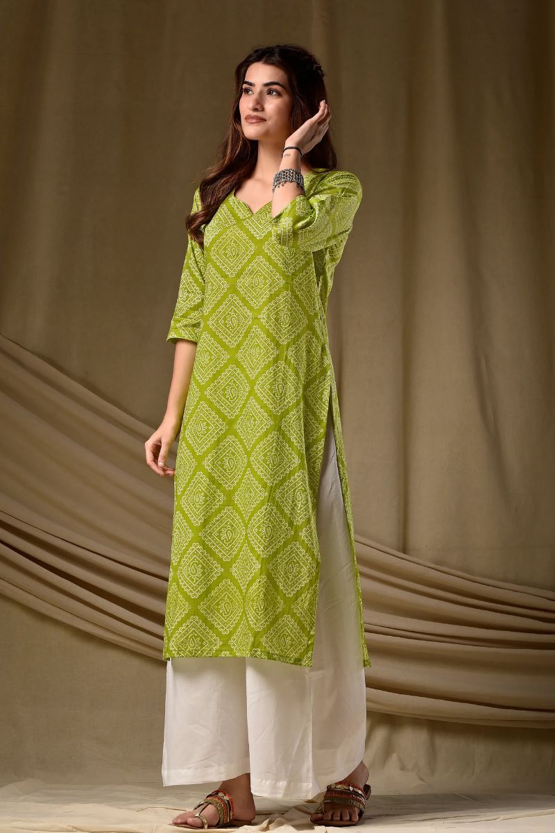 Green Cambric Cotton Printed Kurti – Elegant Everyday Wear PR