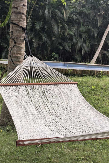 Relax & Unwind – Sunset Hammock Sessions